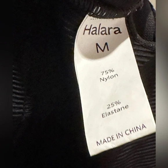 HALARA Black Ribbed Long Sleeve Crop Top Size Medium - Picture 2 of 7